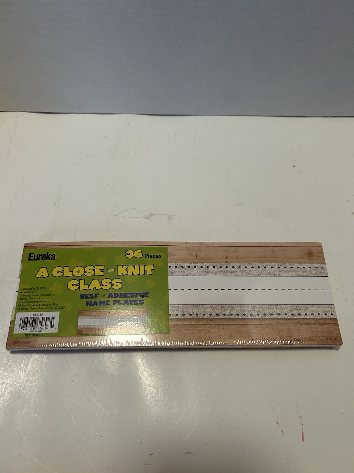Eureka „A Close-Knit Class“ Self-Adhesive Name Plates (Item #833189)