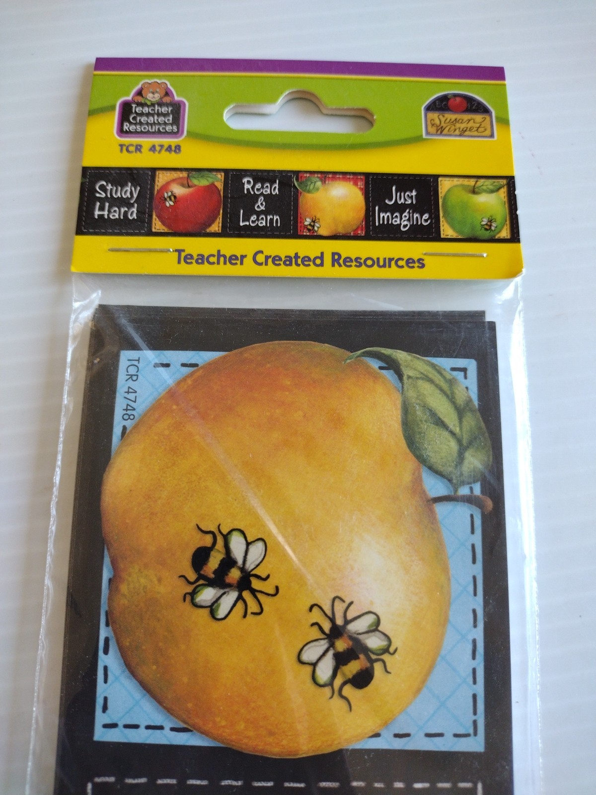 Teacher Created Resources Susan Winget Colorful Apples Straight Border TCR4748