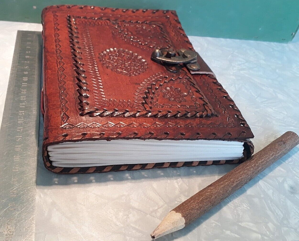 GENUINE LEATHER BOUND JOURNAL/DIARY 100% RECYCLED HANDMADE PAPER FAIR TRADE LARP