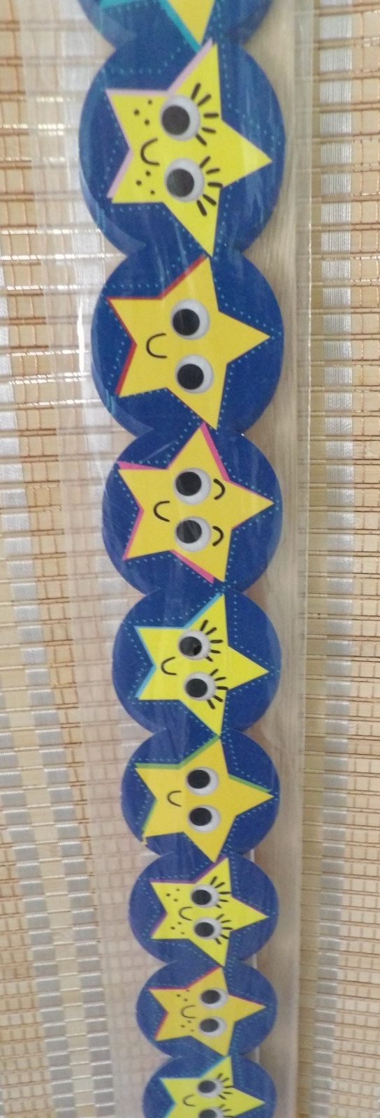 HYGLOSS PRODUCTS INC. 33620 Smiling Stars DIE CUT CLASSROOM BORDER
