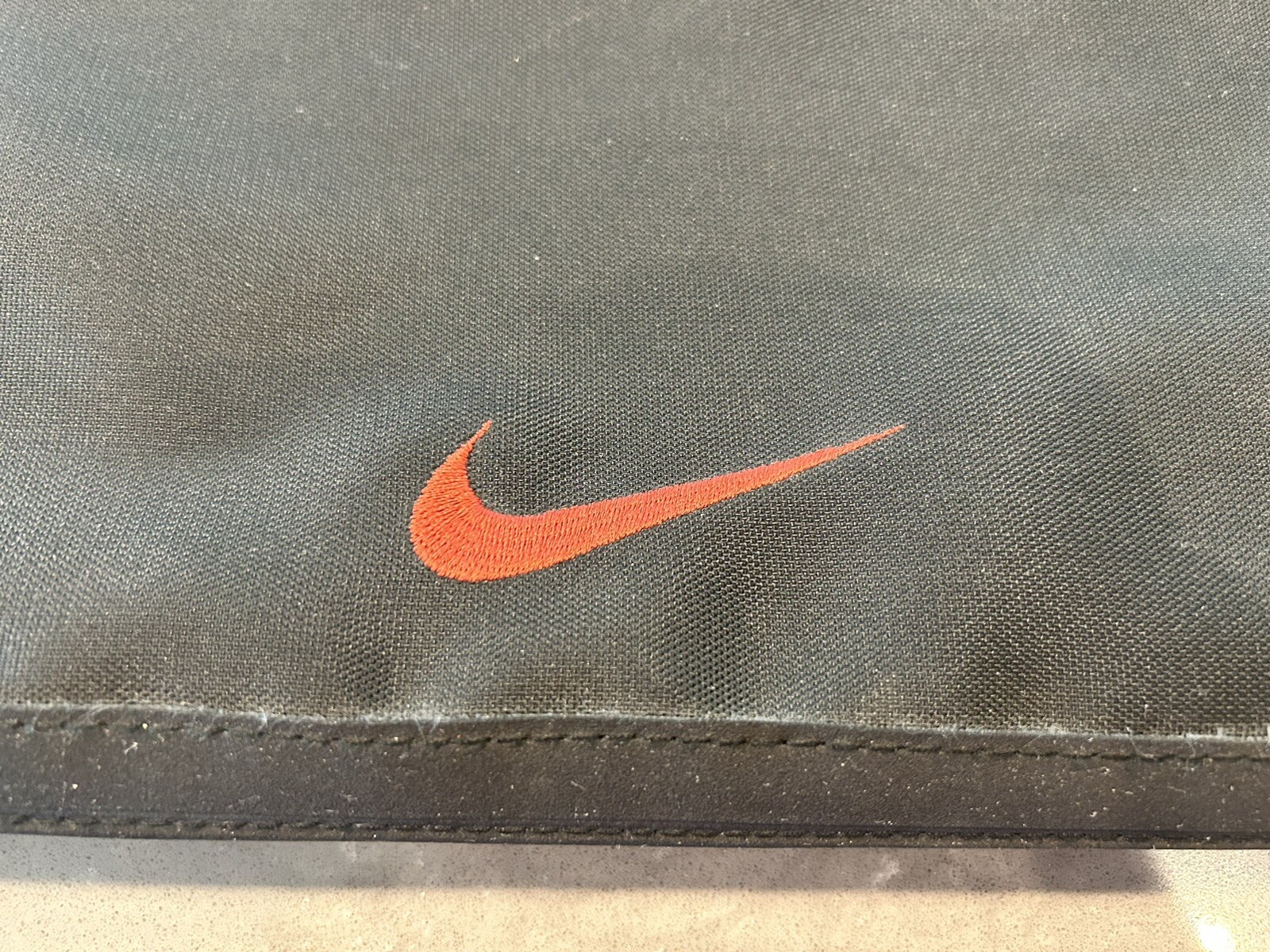 1995 Mead Nike Swoosh Logo Folder Keeper Black Burgundy Golf Embroidered