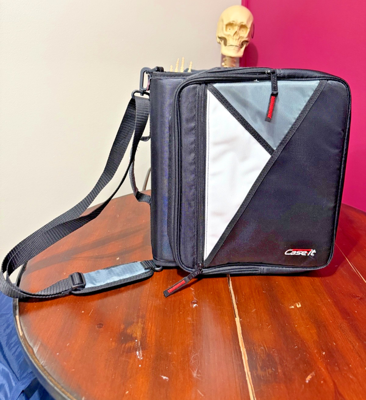 New & Unused Case It 2″ Binder + 13″ Laptop Case With Handle & Shoulder Strap