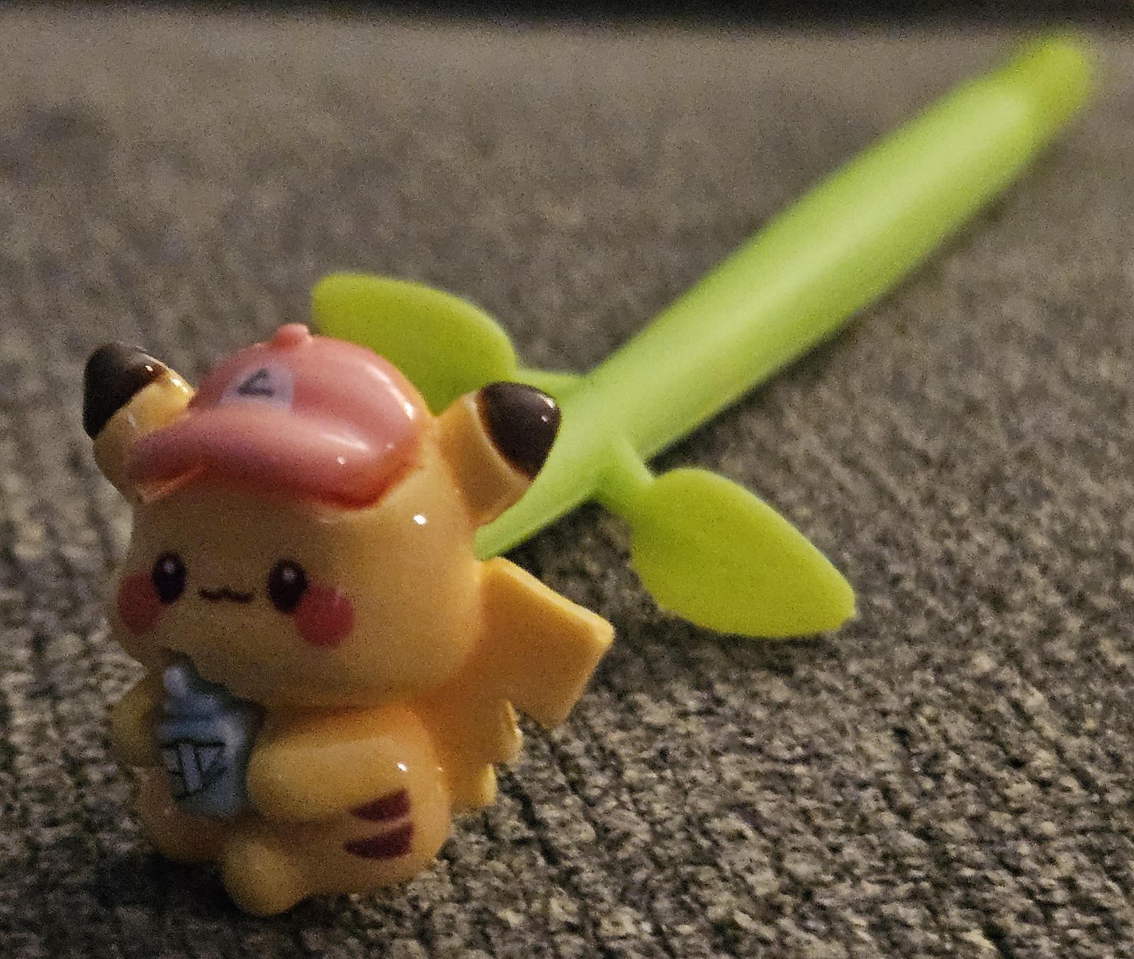 Cute Pokémon Game Pikachu Bendable Flower School Pen Boba Topper Collectible🌻💛