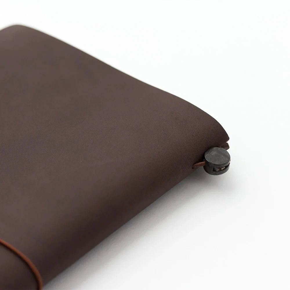 TRAVELER’S notebook Brown (Regular Size)