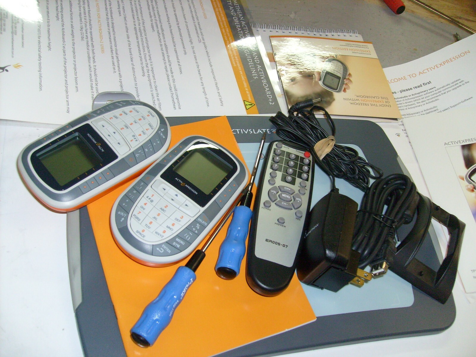 Promethean Activexpression unit , Tool & Disc + Extras Lot